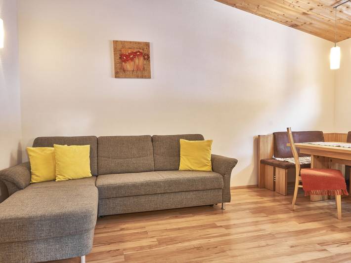 Ferienwohnung für 3 Personen, mit Terrasse und Garten sowie Ausblick in Längenfeld - 3
