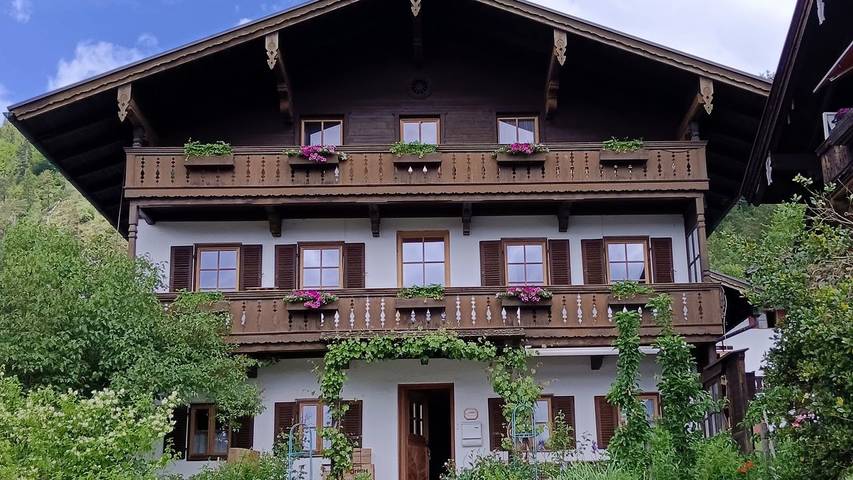 Ferienwohnung für 2 Personen, mit Balkon in Reit im Winkl