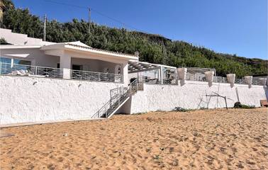 Gîte pour 8 personnes, avec terrasse et jardin, animaux acceptés à Trappeto