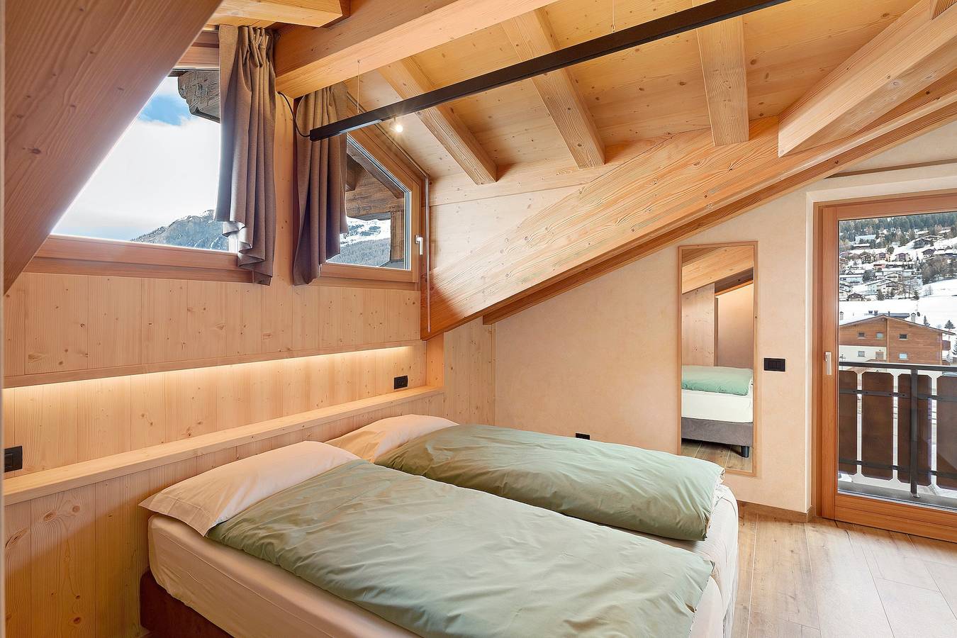 Chalet 'Malva' con vista montagna, balcone e Wi-Fi in Livigno, Valtellina