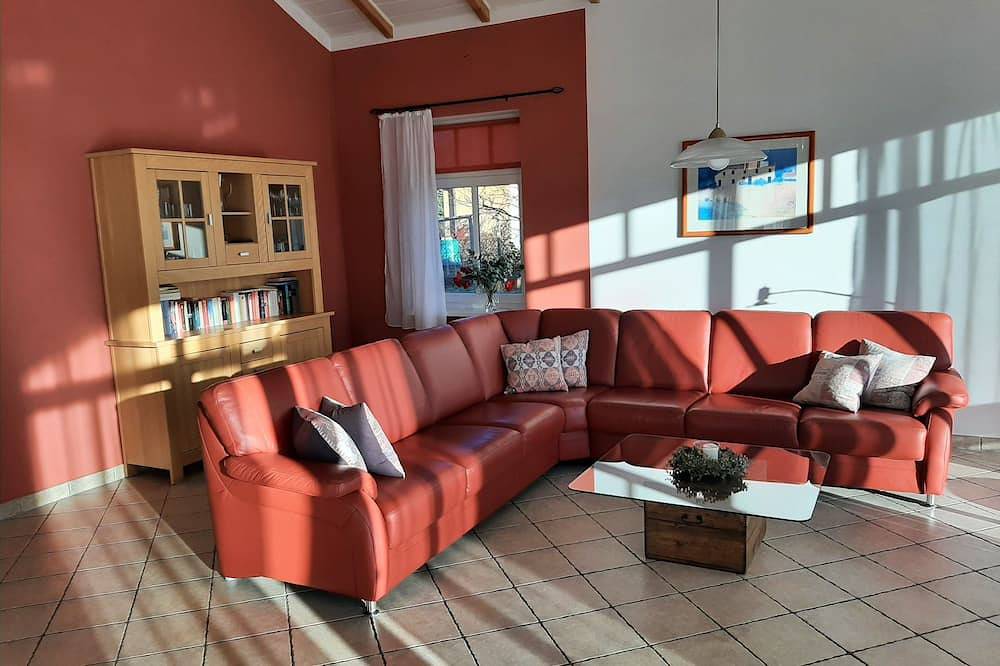 Vacation home in Strasen with pool, (Mundt, Roswitha) H1 - Holiday home in Strasen with pool, (Mundt, Roswitha) in Strasen, Wesenberg