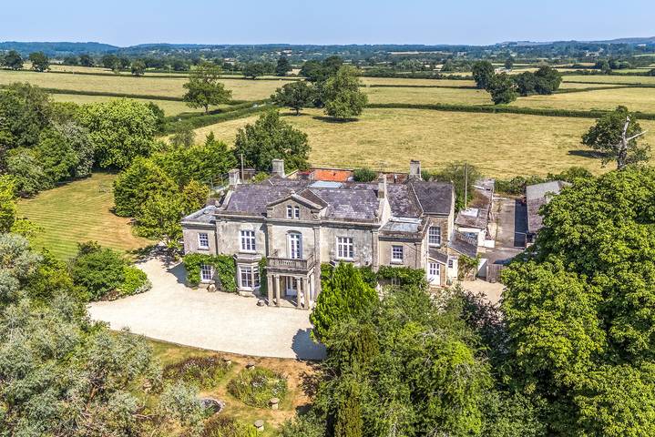 Cottage for 33 people, with Garden in Dorset