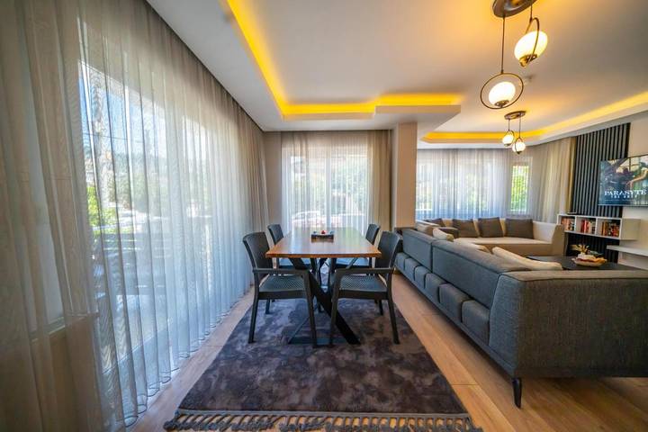 Villa pour 6 personnes, avec piscine et balcon à Marmaris - 4