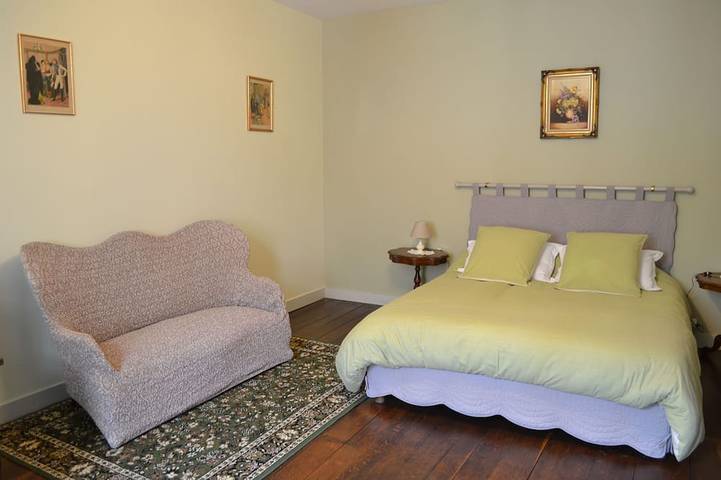 Location de vacances pour 7 personnes, avec jardin et terrasse à Verteuil-sur-Charente - 4