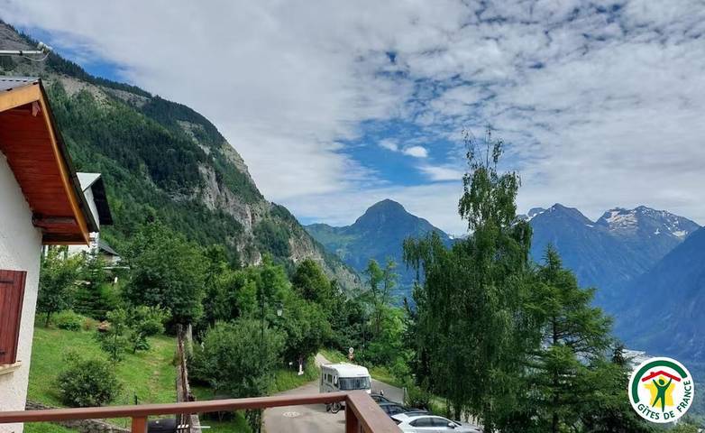 Gîte pour 6 personnes, avec Jardin et Vue