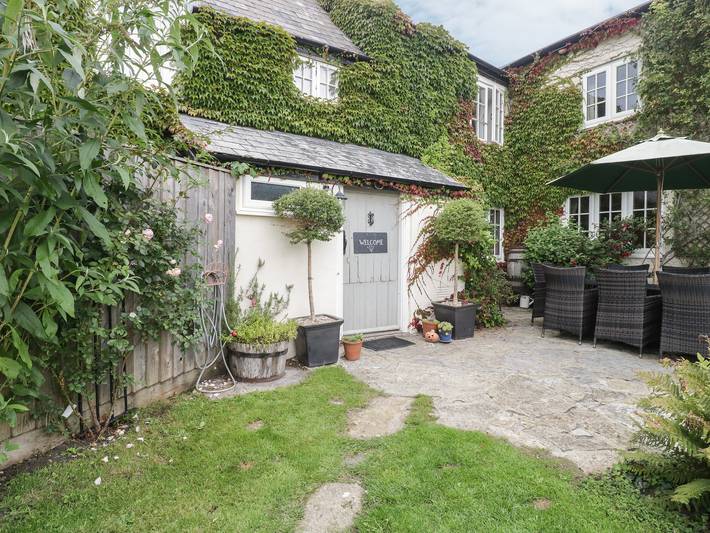 Cottage for 8 people, with garden in Somerset