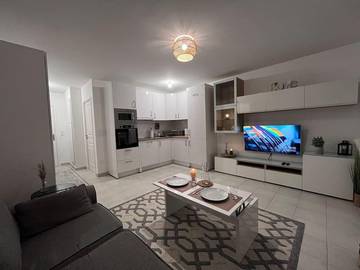 Gîte pour 2 personnes, avec terrasse à Le Plessis-Robinson