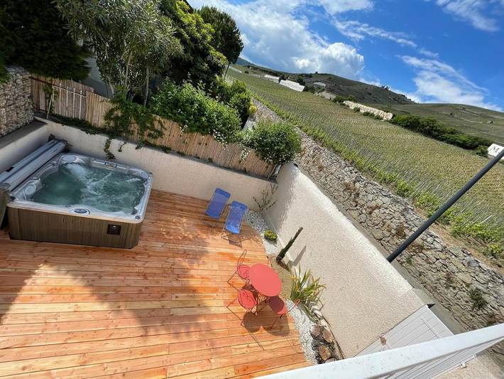 Maison de vacances pour 5 personnes, avec Balcon et Jacuzzi ainsi que Terrasse et Jardin à Tain-l'Hermitage