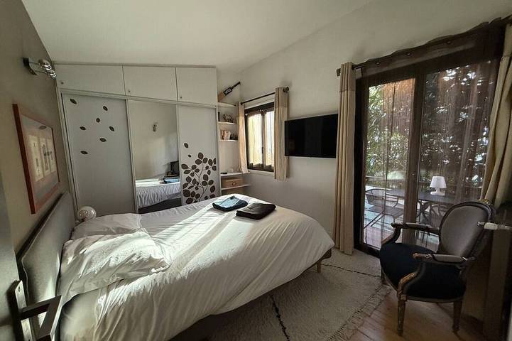 Location de vacances pour 6 personnes, avec balcon et jardin à Charenton-le-Pont - 4