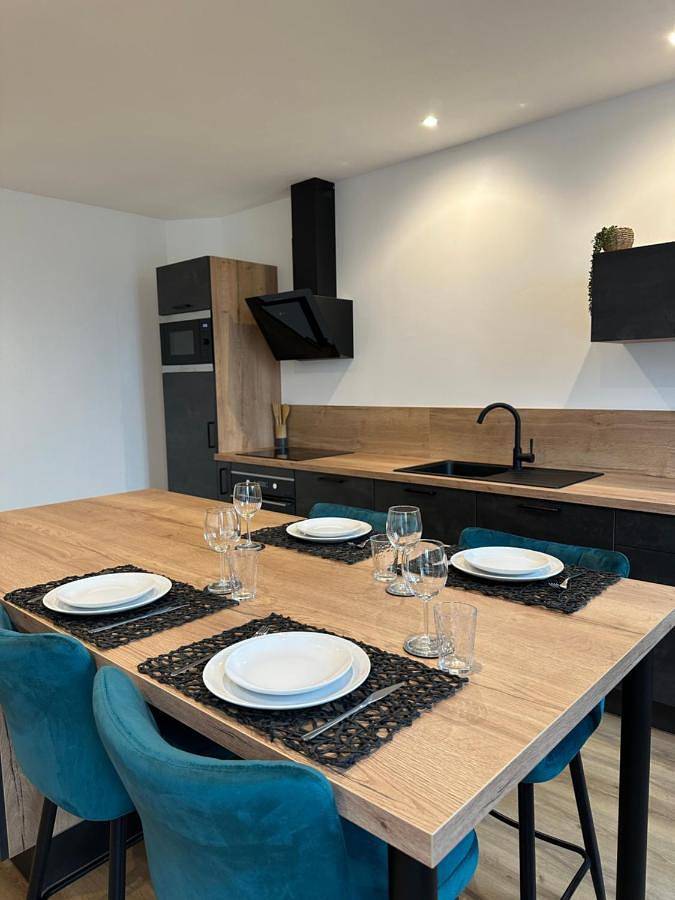 Appartement entier, One-Bedroom Apartment in Remiremont, Région d'Épinal
