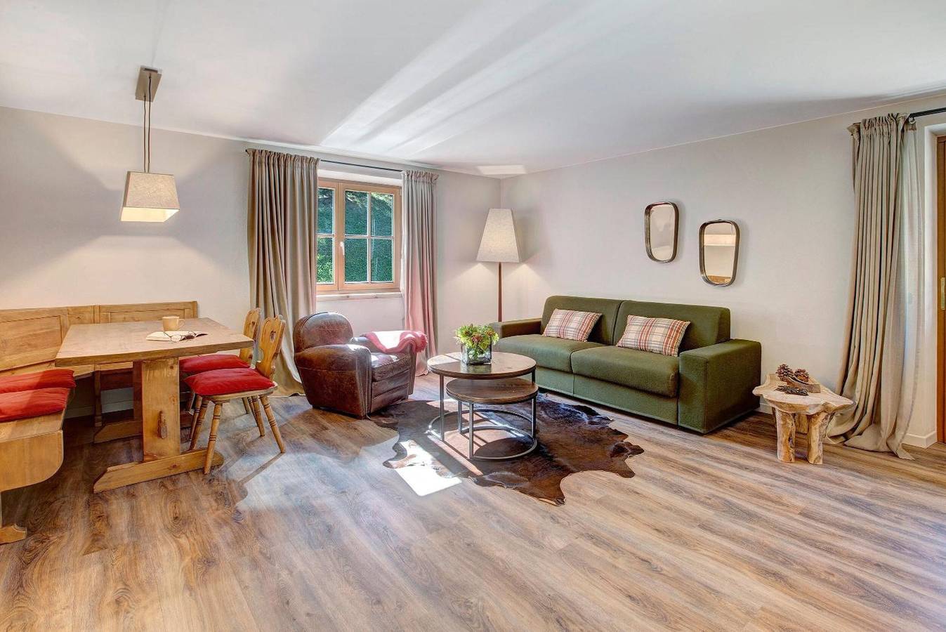 Apartment 'Superior 2-4' mit Bergblick, Gemeinschaftsgarten und Wlan in Teola, Livigno