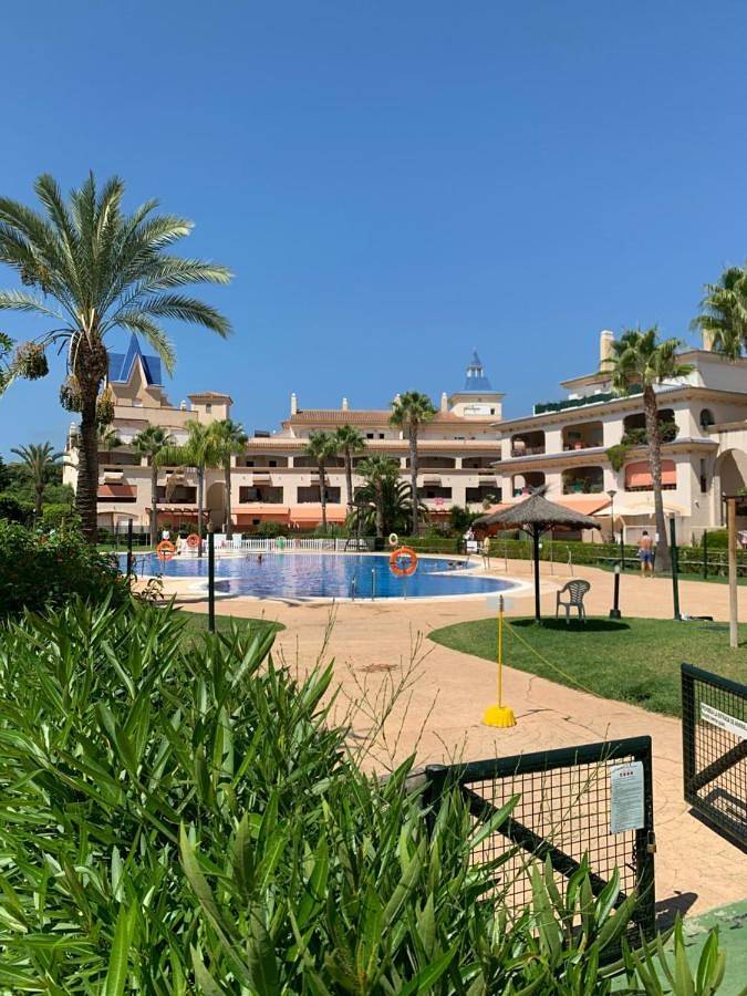 Casa de vacaciones para 8 personas, con sauna además de piscina y jardín - 1