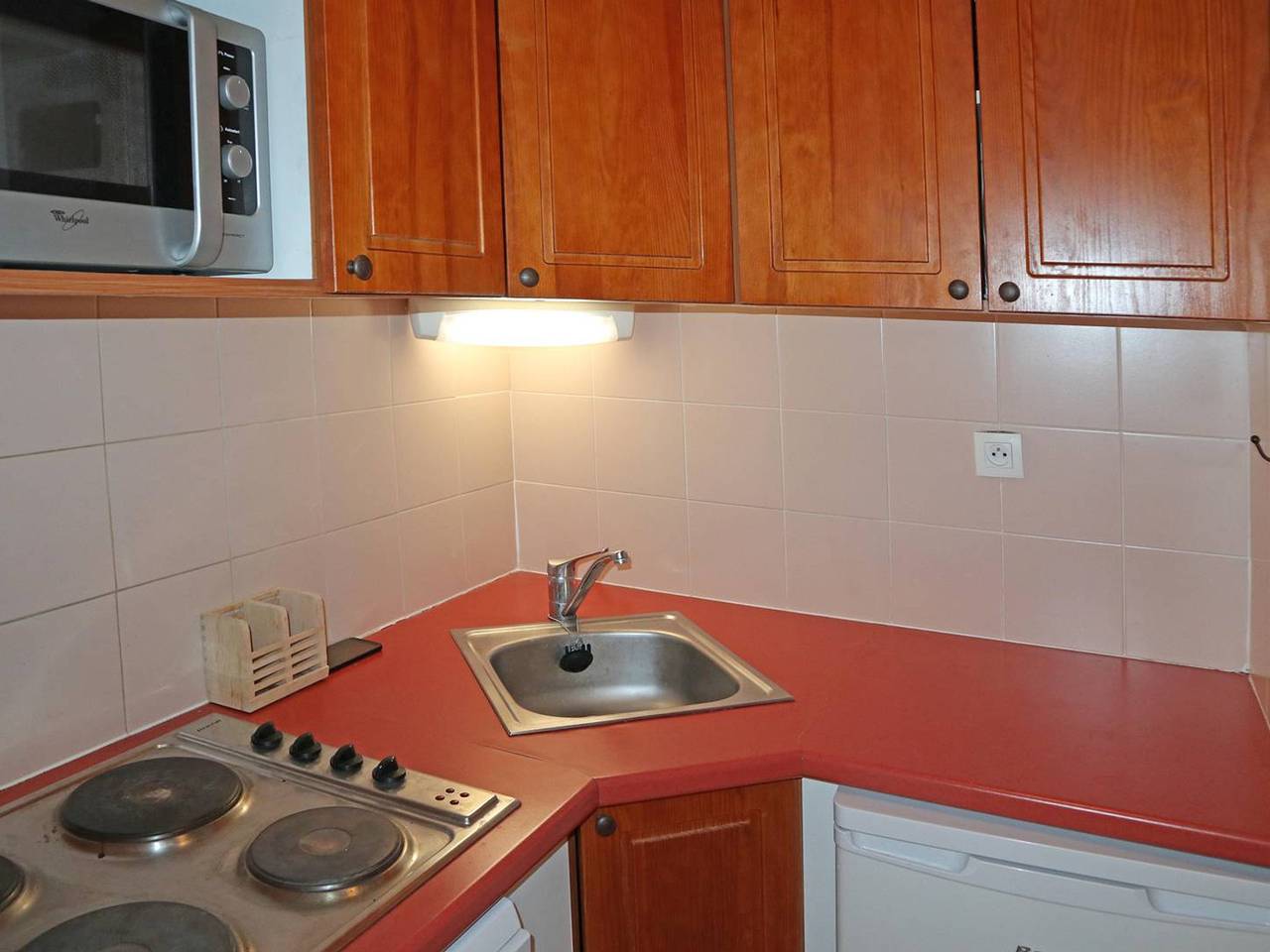 Entire apartment, Comfort at Les Orres: ski-in/ski-out apartment, sauna in Les Orres, Écrins National Park