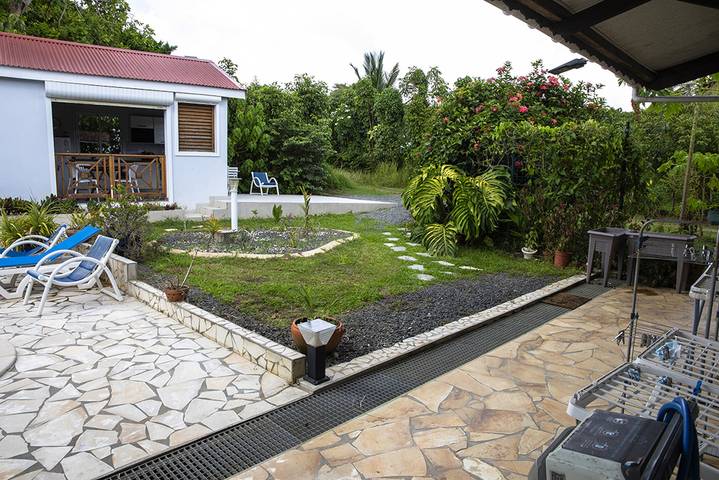 Encantador bungalow en Baie-Mahault con piscina privada in Baie-Mahault, Guadalupe