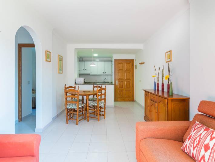 Ferienwohnung für 4 Personen, mit Balkon/Terrasse und Garten sowie Pool in Port de Pollença - 3