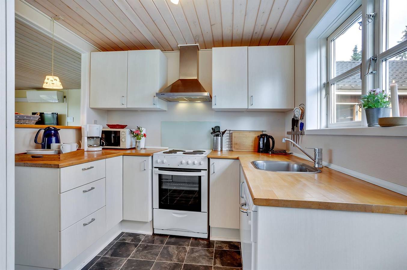 Nice home in Storvorde w/ Wifi and 3 Bedrooms in Egense, Limfjord in Nordjütland