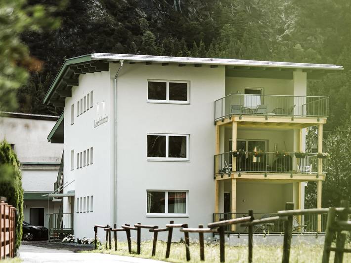 Ferienwohnung für 2 Personen, mit Terrasse und Garten in Scharnitz