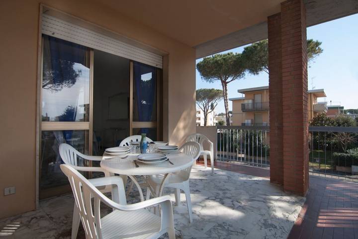 Ferienwohnung für 6 Personen, mit Terrasse in Follonica - 2
