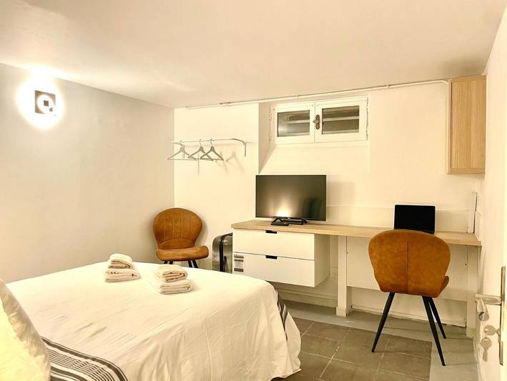 Chambre d’hôte pour 8 personnes, avec terrasse ainsi que jardin et vue à Meaux - 2