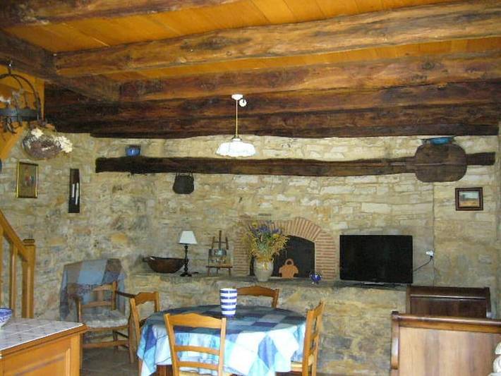 Location de vacances pour 3 personnes, avec piscine ainsi que terrasse et jardin à Salviac - 4