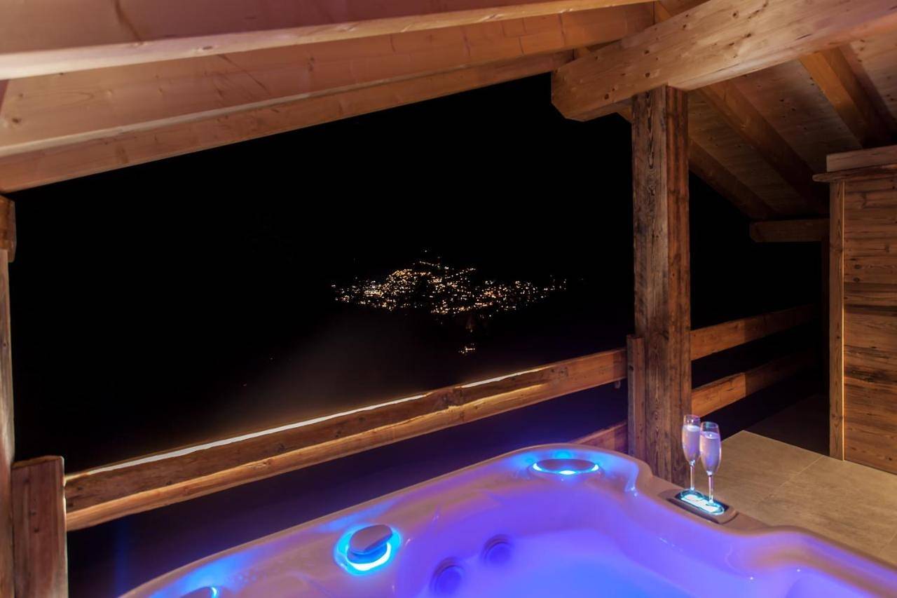 Mountain Chalet 4 You only for 2, private wellness, for a romantic honeymoon in Zermatt, Alpes valaisannes