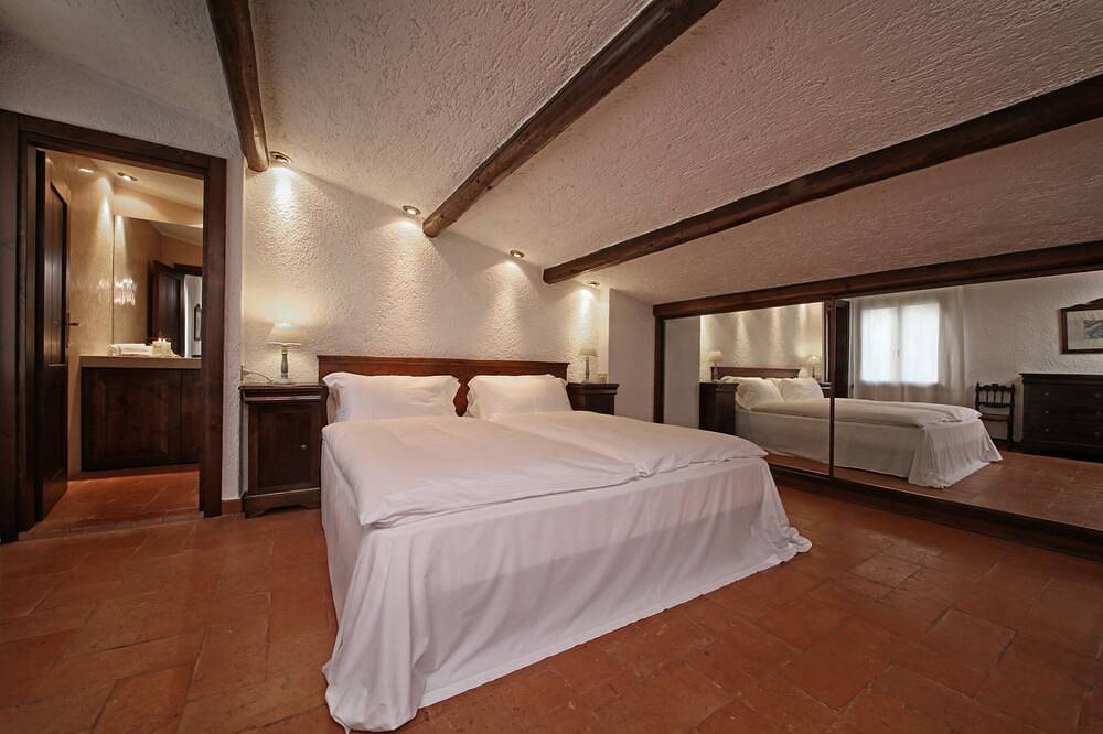 Villa dei Rosmarini auf dem Golf in Toscolano-Maderno, Gardasee-Berge