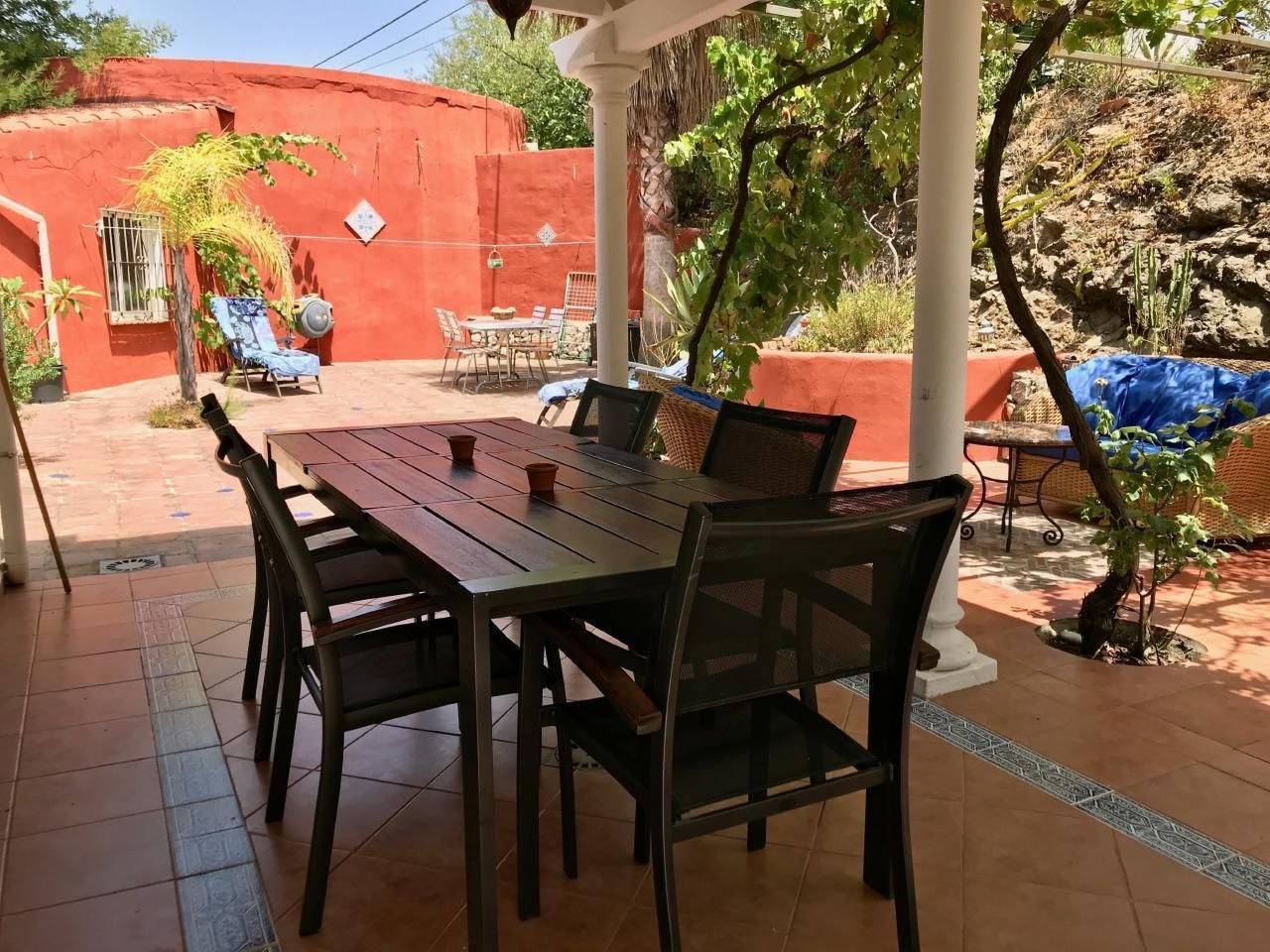 Ganze Wohnung, La Madrugada, Unterkunft mit allem Komfort auf dem Land in Sayalonga, Costa del Sol