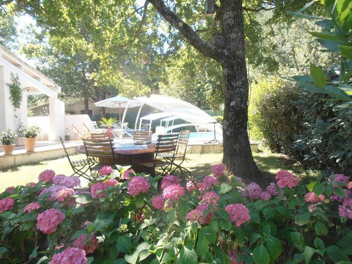 Location de vacances pour 2 personnes, avec vue ainsi que piscine et jardin à Plan-d'Aups-Sainte-Baume - 2