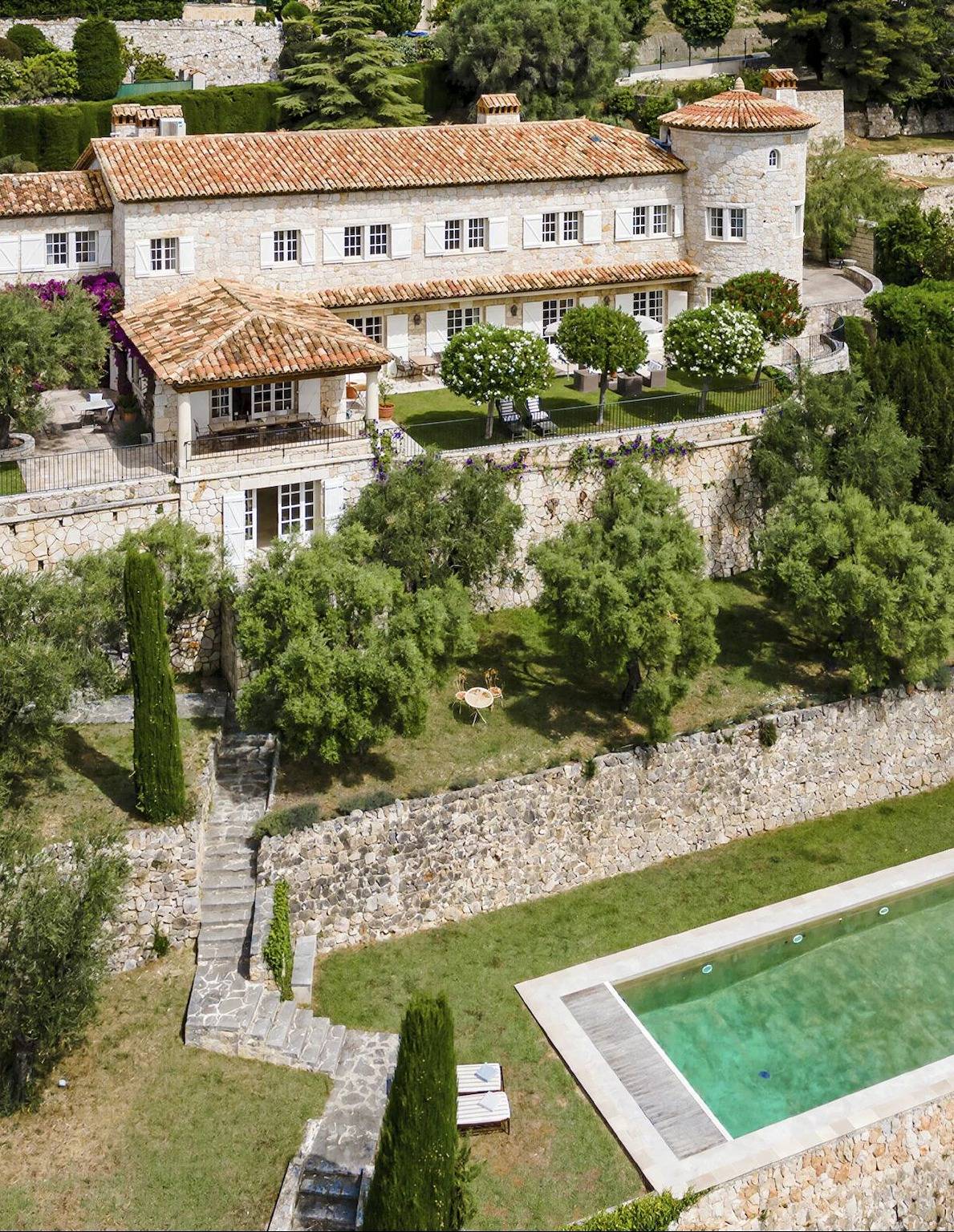 Bastide Blanche in Vence (Alpes Marítimos), Costa mediterránea (Francia)