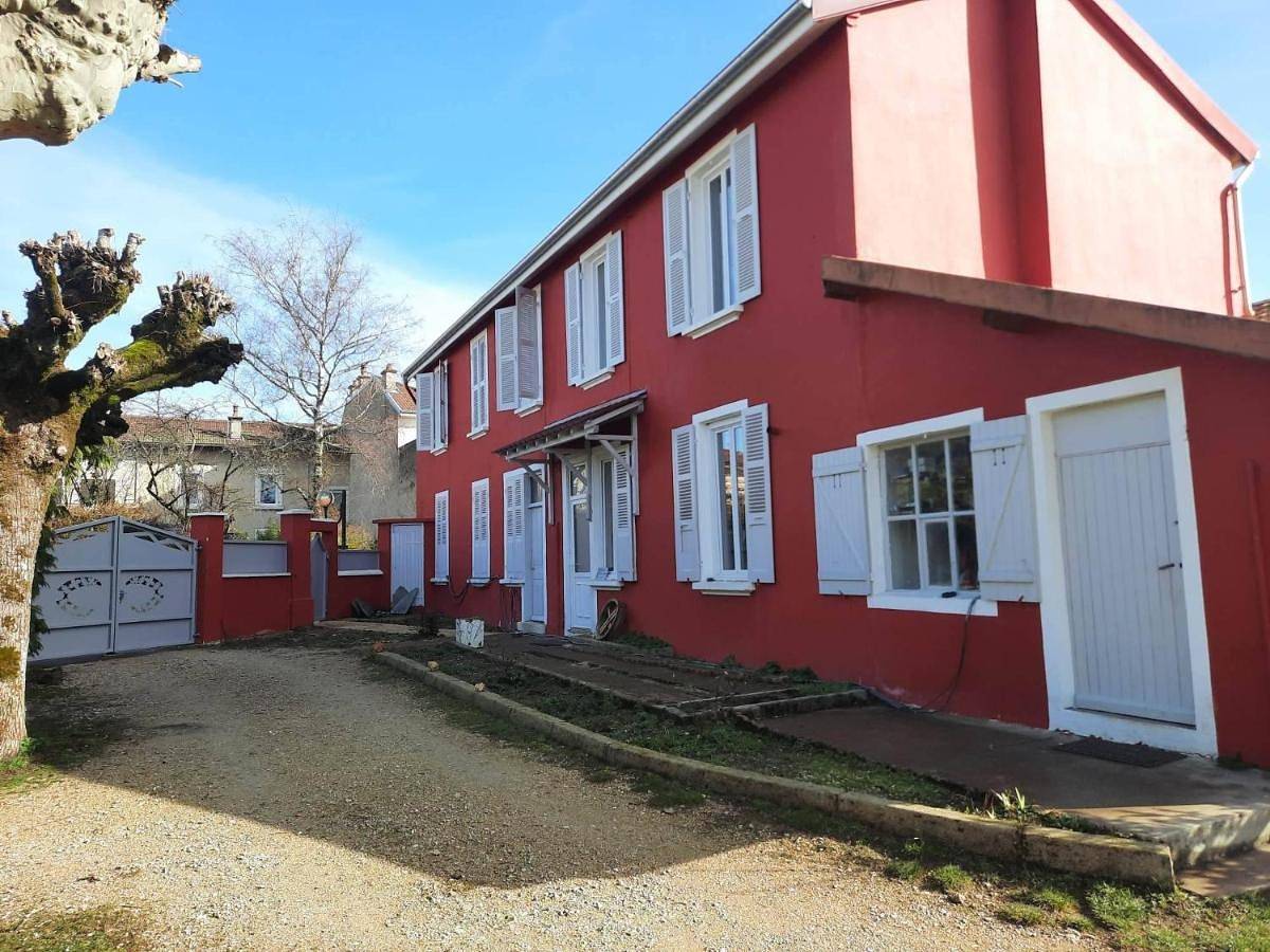 Appartement entier, Les lunettes d'Oyo 01 in Oyonnax, Nantua