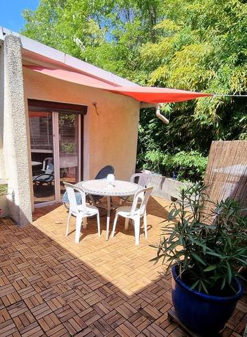 Gîte pour 2 personnes, avec terrasse à Saint-Laurent-du-Pape