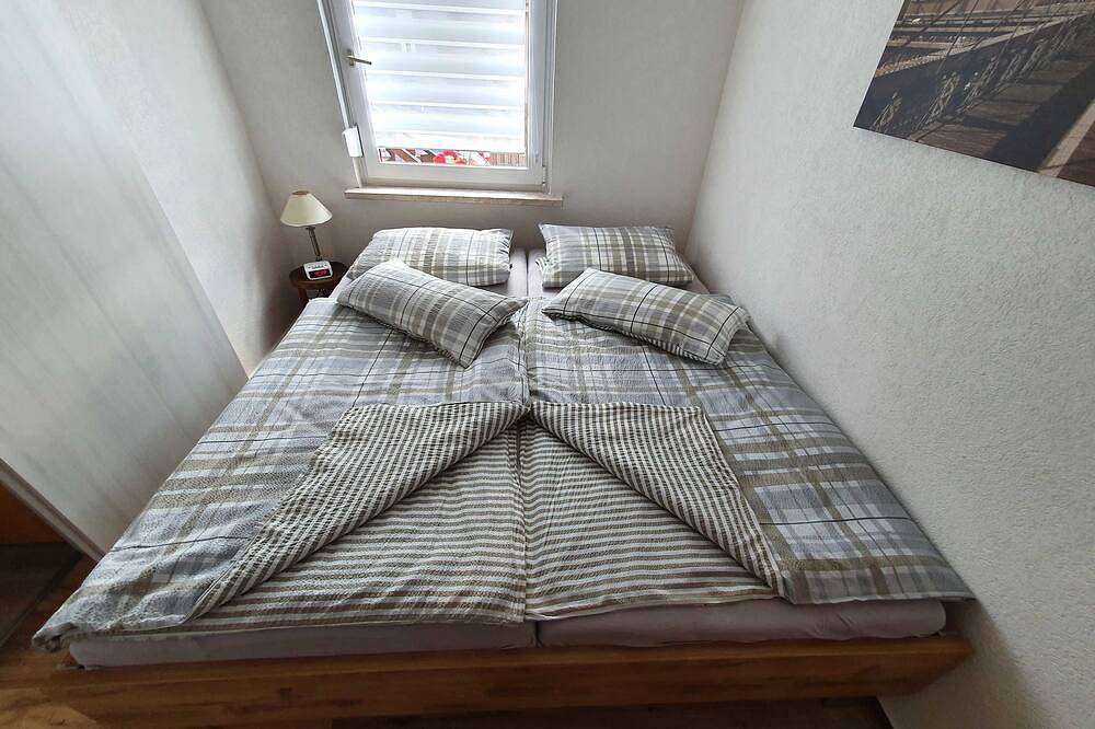 Ganze Wohnung, Ferienwohnung Schenk - Ferienhaus Schenk in Elbingerode, Harzvorland