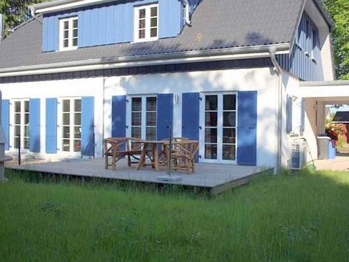 Ferienhaus für 5 Personen, mit Seeblick und Terrasse, kinderfreundlich auf Rügen - 2