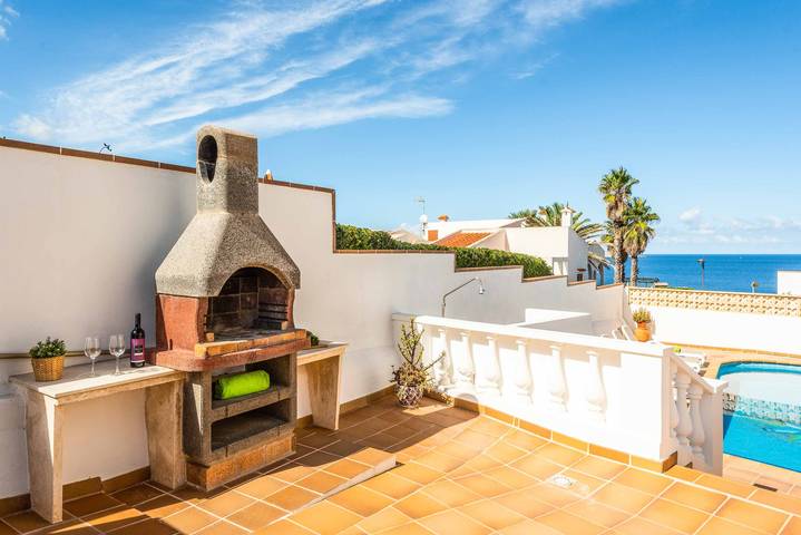 Location de vacances pour 4 personnes, avec terrasse et piscine à Arenal d'en Castell - 3