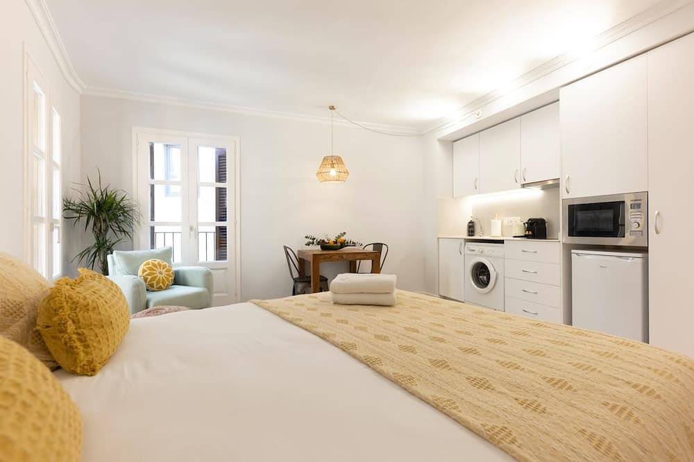 Ganze Wohnung, Barca Studio 2 – Ferienwohnung in Girona | Bravissimo in Girona, Gironès