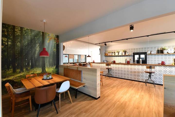 Hotel für 3 Personen, mit Balkon und Terrasse sowie Sauna in March - 4