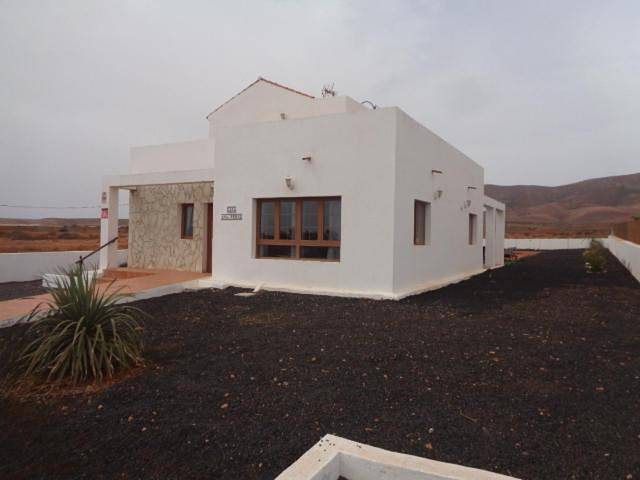 Chalet para 6 personas, con sauna además de jardín y jacuzzi en Fuerteventura - 3