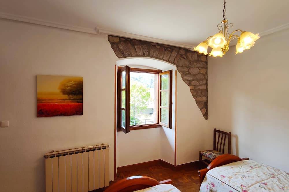 Casa Rural de lujo a orillas del Bidasoa ¡Con todo para disfrutar! in Sumbilla, Pirineos