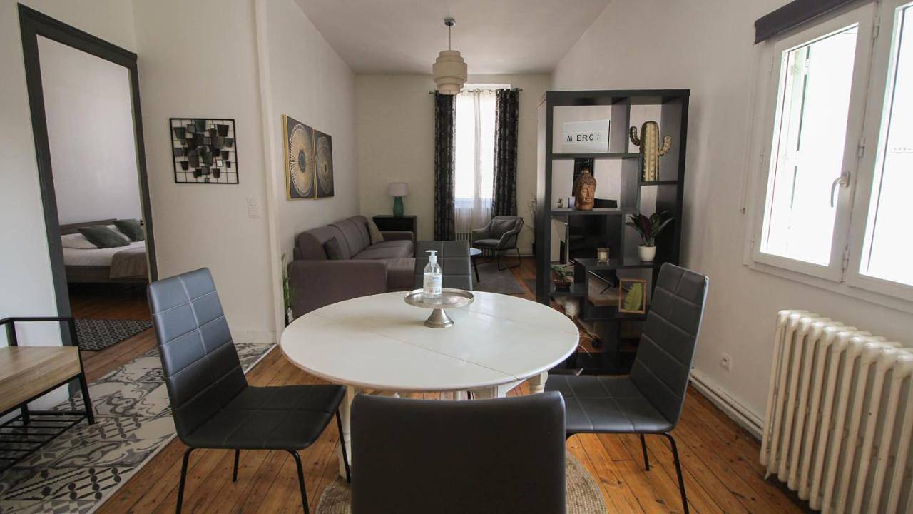 One-Bedroom Apartment in Angoulême, Charente