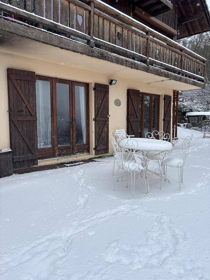 Gîte pour 4 personnes, avec vue et jardin, animaux acceptés à Saxel
