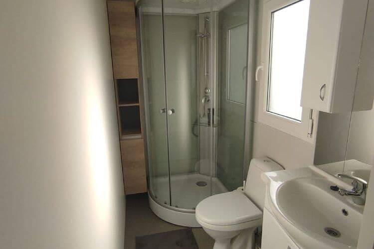 Dalmatino Pleasure Mobile Home - Two Bedroom Mobile Home with Terrace in Privlaka, Zara