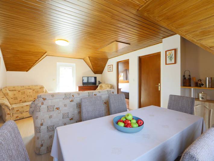 Ganze Wohnung, Familia 2 in Balatonszemes, Plattensee Südufer