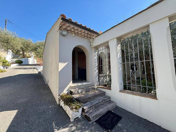 Gîte pour 2 personnes, avec terrasse et jardin à Saint-Martin-du-Var - 4