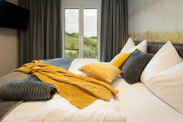 Ferienhaus für 2 Personen, mit Terrasse und Whirlpool sowie Ausblick
