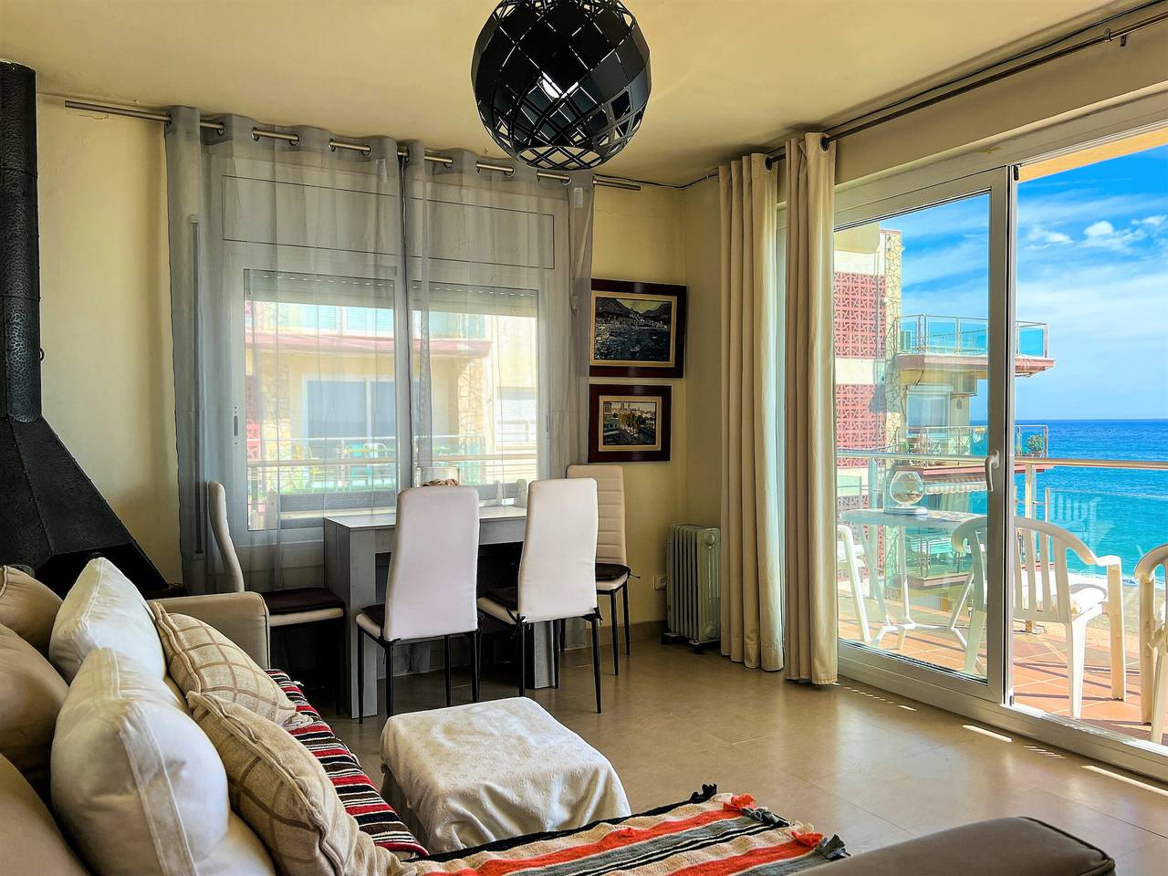 Ganze Wohnung, Wohnung in erster Strandreihe in Santa Susanna, ideal für Familien in Platja de Santa Susanna (Pineda de Mar), Santa Susanna