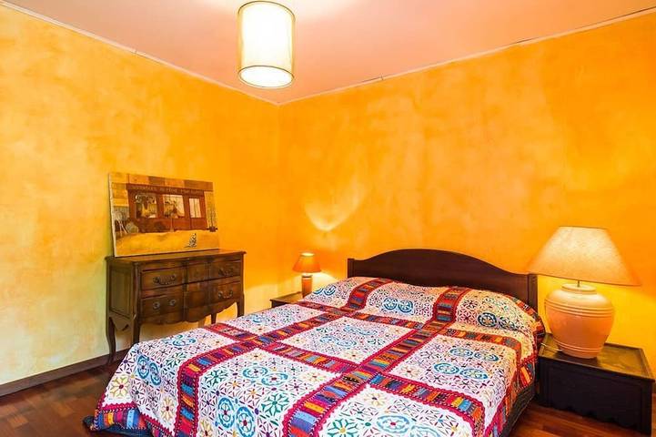 Location de vacances pour 10 personnes, avec jardin et balcon à Auriol - 2