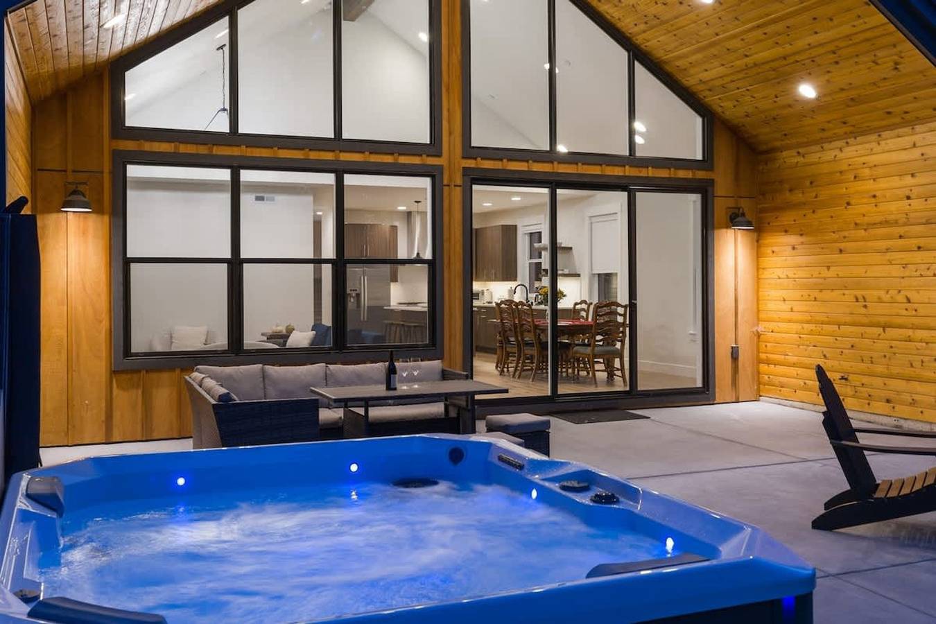 Chill, Grill & Soak | Hottub, Gamerm, Chefs Kitch in Condado de Kittitas