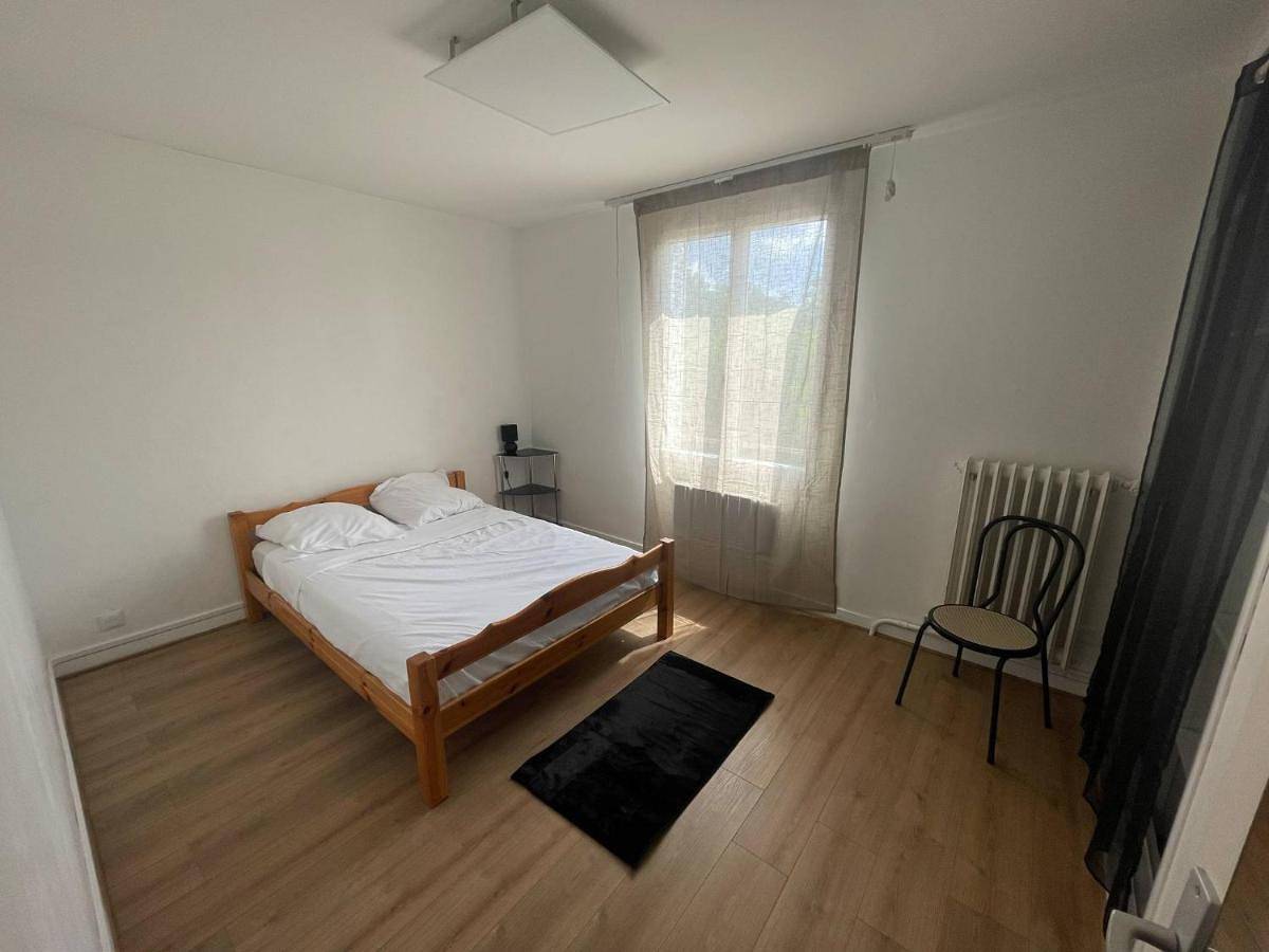 Appartement entier, Three-Bedroom Apartment in Tours, Région de Tours