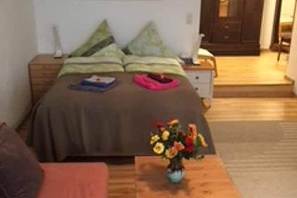 Ganze Wohnung, Einliegerwohnung 30m² in Eppelheim, vor den Toren von Heidelberg + Schwetzingen in Eppelheim, Rheinebene