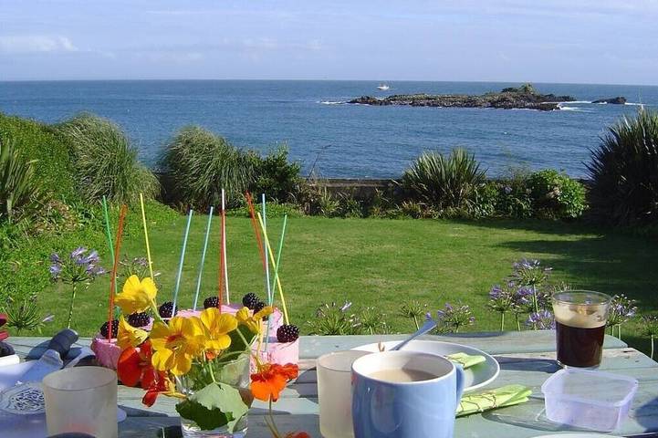 Ferienhaus für 9 Personen, mit Balkon und Garten in Cornwall